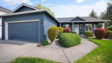 Building Photo - 1461 Elderberry Cir