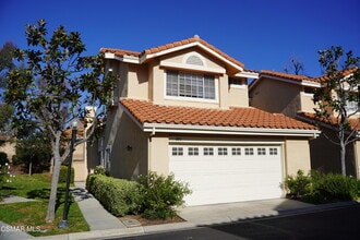 Building Photo - 495 Novara Way