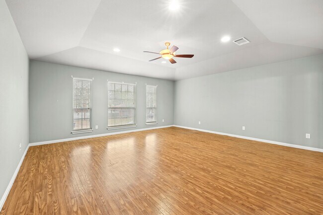 Building Photo - 2200 N Shields Dr