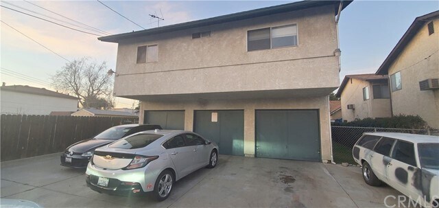 Foto del edificio - 742 E F St