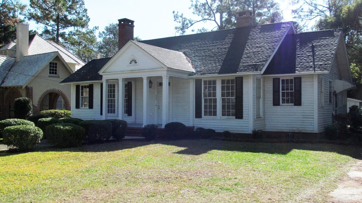 Primary Photo - Great home near VSU!