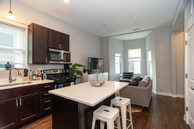 Foto del edificio - 1922 N Rockwell St