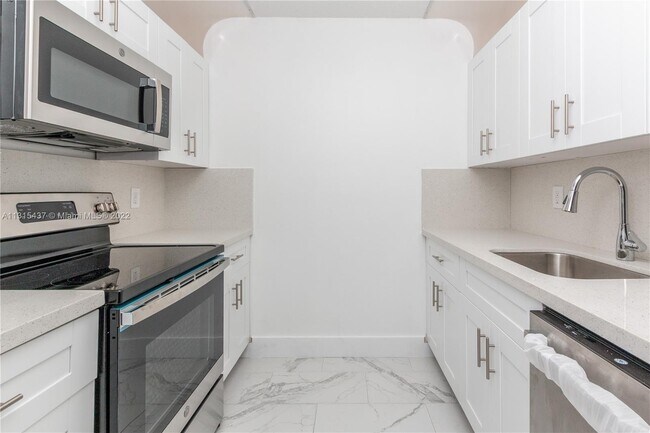 Foto del edificio - 8200 SW 210th St