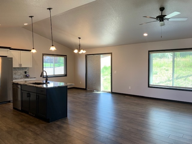 Building Photo - 902 Braelynn Ln