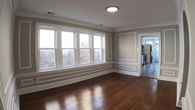 Foto del edificio - 7349 N Seeley Ave