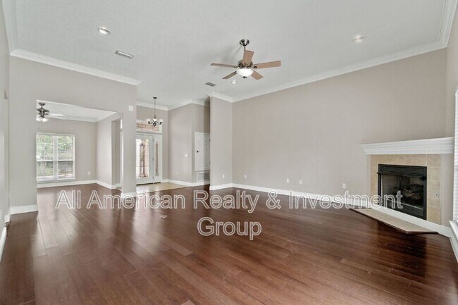 Foto del edificio - 4301 Hidden Lakes Dr