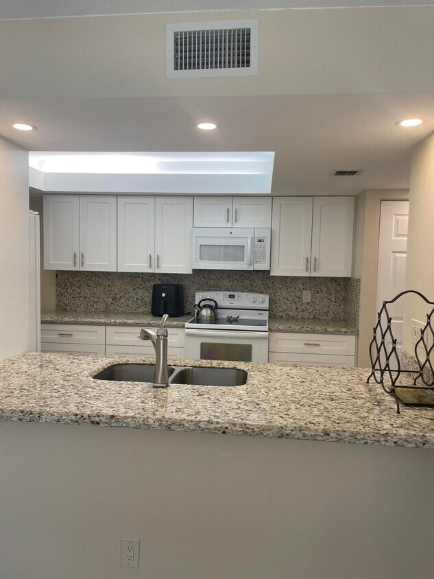 Foto principal - 450 Egret Cir