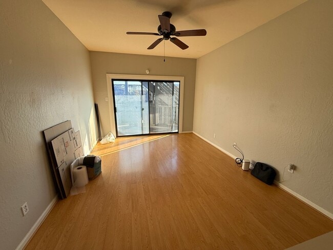 Photo - 43-49 Dearborn St Apartment