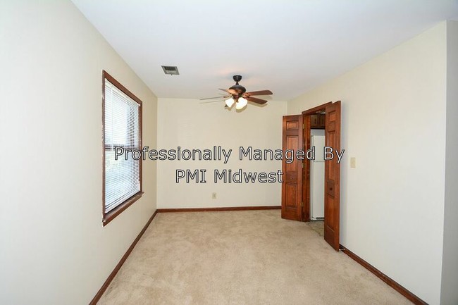 Foto del edificio - 3011 E 47th St