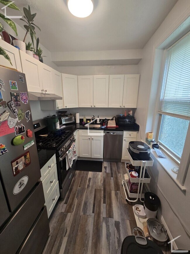 Foto del edificio - Awesome 2 bed in Allston
