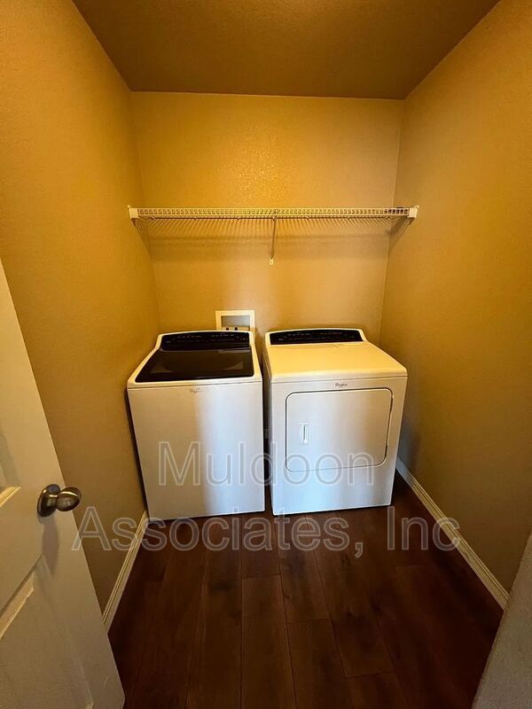 Foto del edificio - 4040 Creek Legend View
