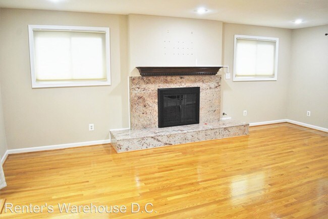 Building Photo - 3 br, 2 bath House - 7801 Royston St