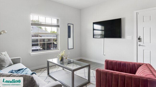 Foto del edificio - 8200 Clarksprings Dr