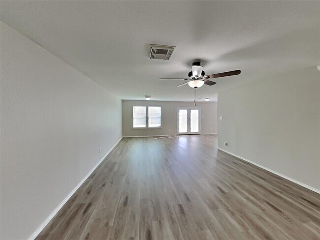 Building Photo - 12522 Aarons Way Dr