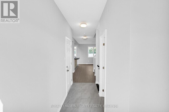 Building Photo - 116 Robert Perry St