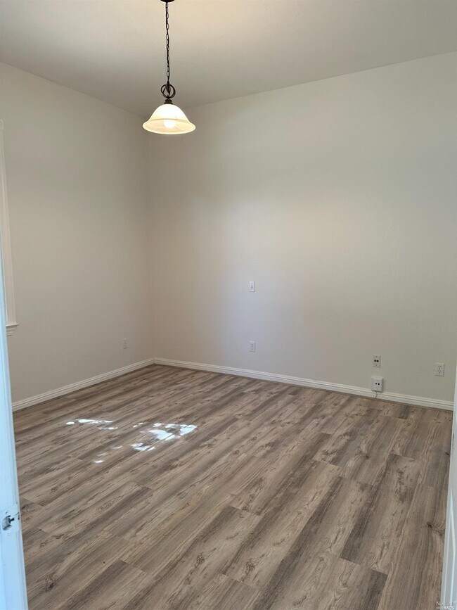 400 Ohio St Unit ABC, Vallejo, CA 94590 Room for Rent in Vallejo, CA