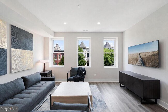 Foto del edificio - 38 Randolph Pl NW