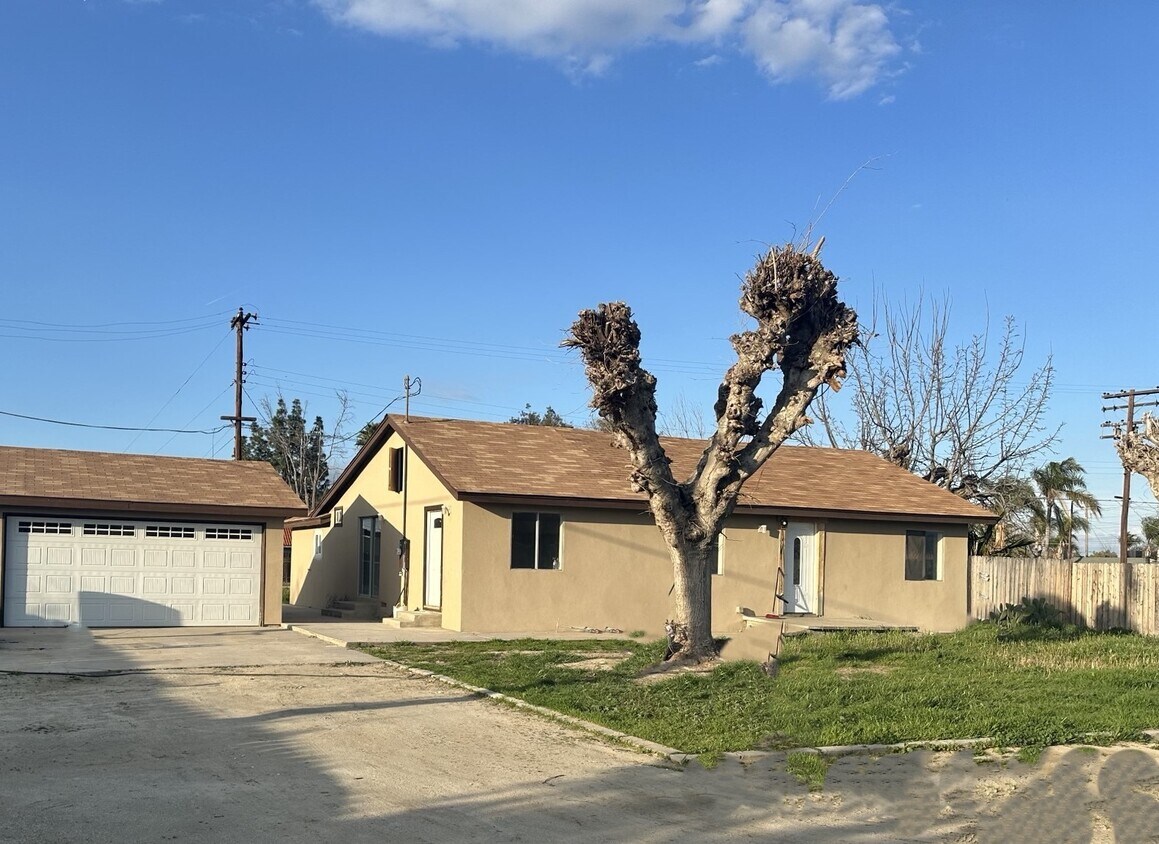 Primary Photo - 12150 Rosedale Hwy
