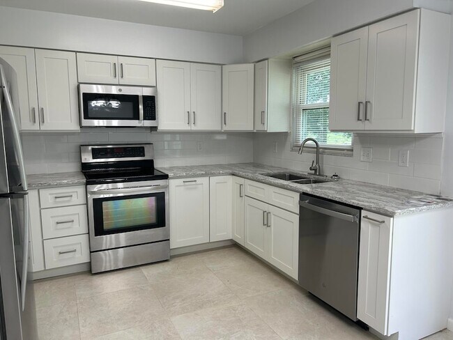 Foto del edificio - 971 Gulfport Rd SE