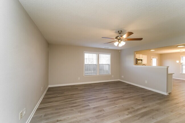 Foto del edificio - 5724 Hammermill Dr