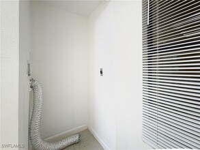 Building Photo - 15125 Parkside Dr