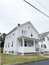 Building Photo - 158 Bentley St