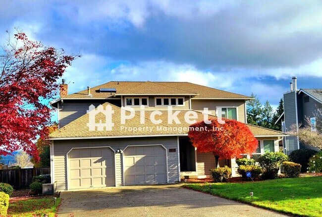 Building Photo - Beautiful 5 Bedroom Home in Silverdale wit...