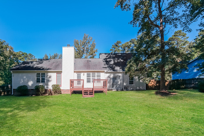 Building Photo - Inviting Home in Clayton, NC