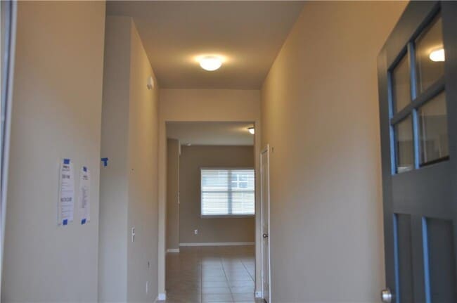 Foto del edificio - 6521 Loretta White Ln