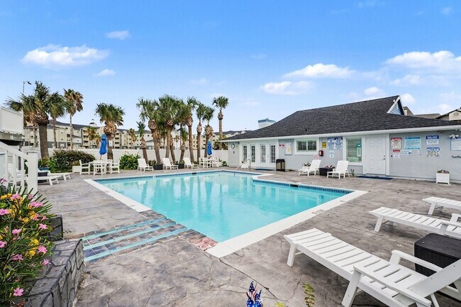 Foto del edificio - 3506 Cove View Blvd