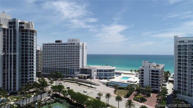 Building Photo - 5445 Collins Ave