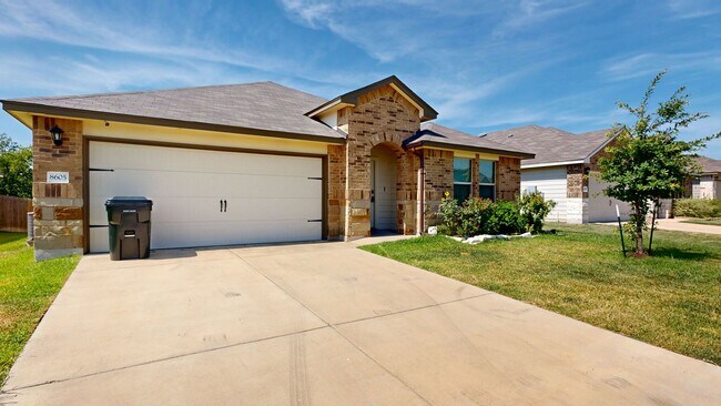 Building Photo - 8605 Cantera Rdg Rd
