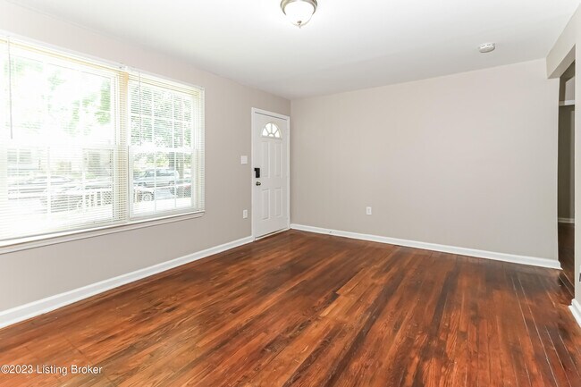 Foto del edificio - 3425 W Kentucky St