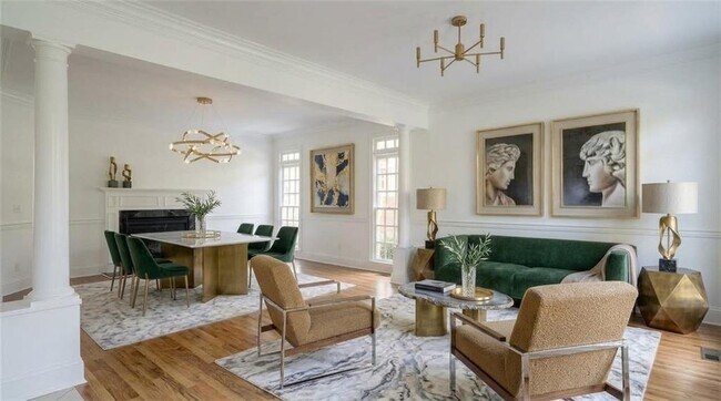 Foto del edificio - 704 Longleaf Dr NE