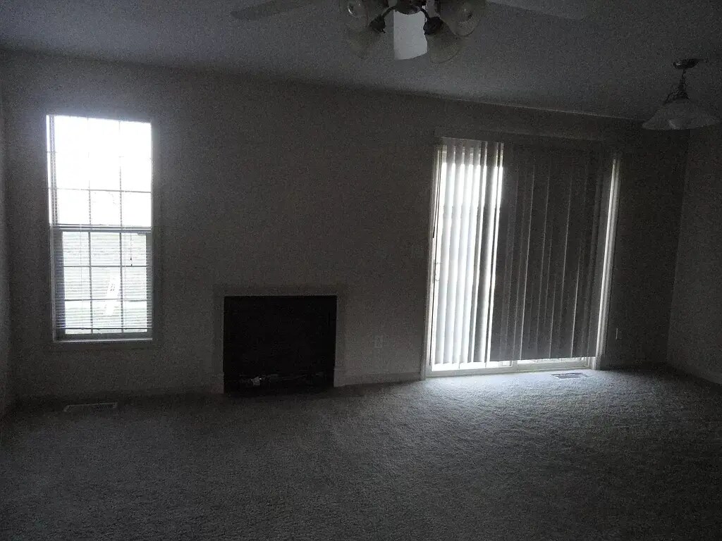 Foto del edificio - 3441 Stoneway Ct