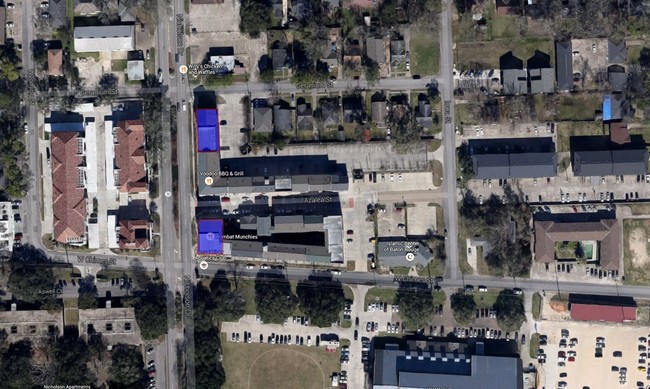 Foto del edificio - Fieldhouse Condominiums