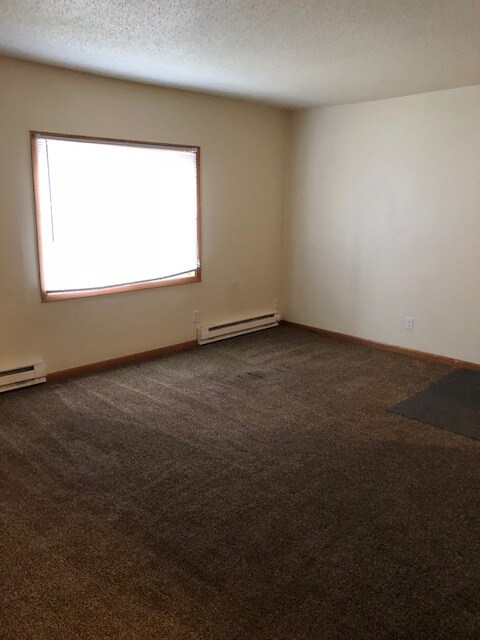 Primary Photo - 120 S University Dr