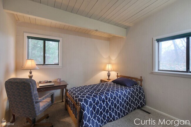 Building Photo - 4 br, 2.5 bath House - 1500 Blythe Ct NW 1...