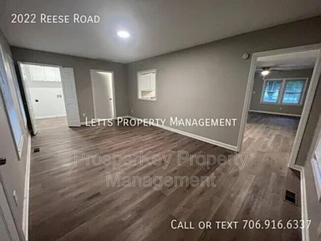 Foto del edificio - 2022 Reese Rd