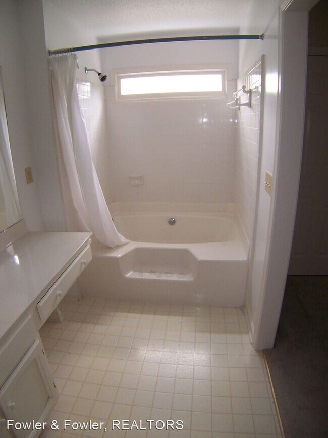 Foto del edificio - 3 br, 2 bath House - 3503 Morris Farm Rd