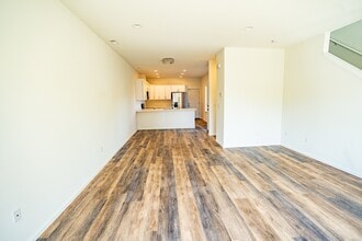 Building Photo - 2332 S Ferry St