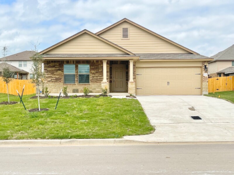 Primary Photo - 5713 Berkley Heights Dr