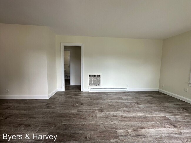 Foto del edificio - 2 br, 1 bath House - 917 Oak Lane