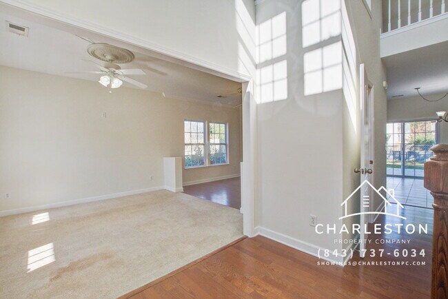 Foto del edificio - 156 Red Leaf Blvd