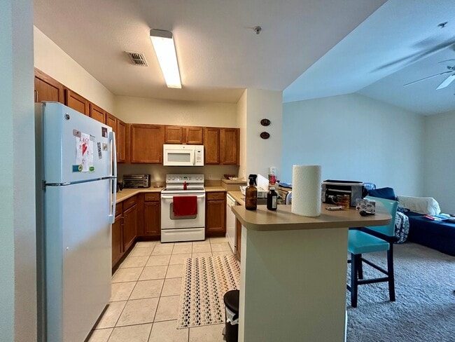 Photo - 8112 Claire Ann Dr Townhome