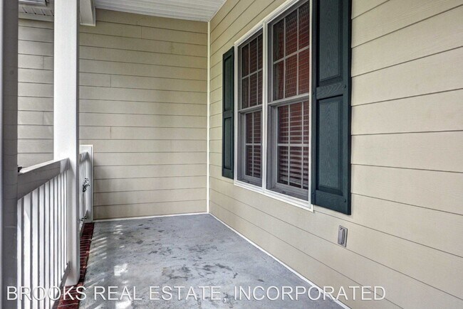 Building Photo - 3 br, 2 bath House - 4842 Kingshire