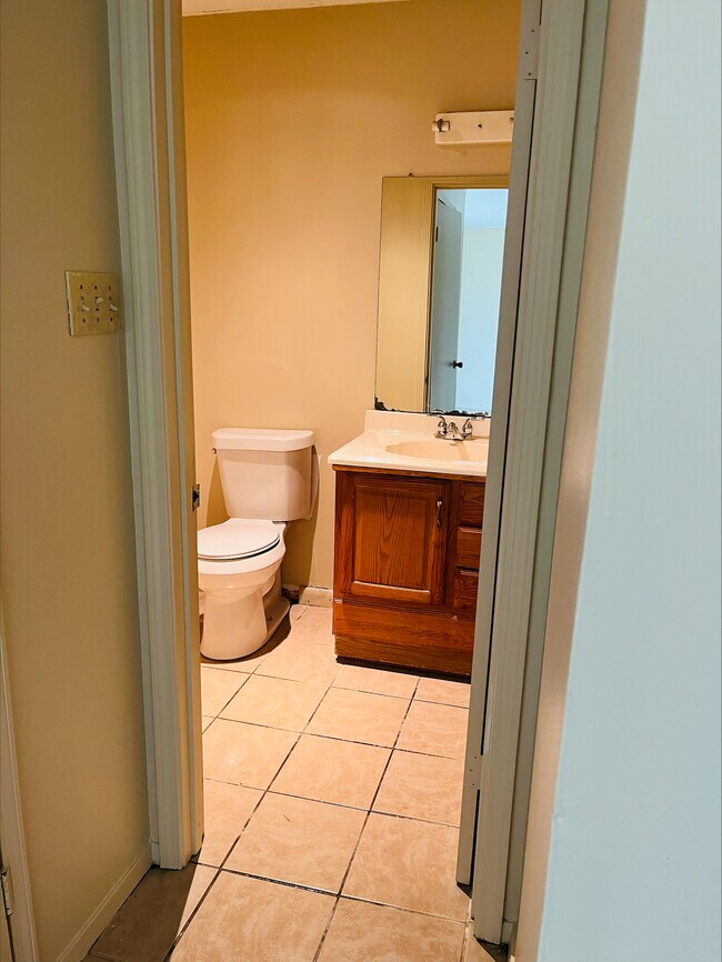 408 S Marigny Cir Unit D, Duson, LA 70529 Apartments in Duson, LA