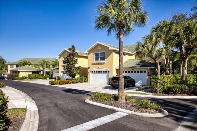 Foto del edificio - 8310 Big Acorn Cir