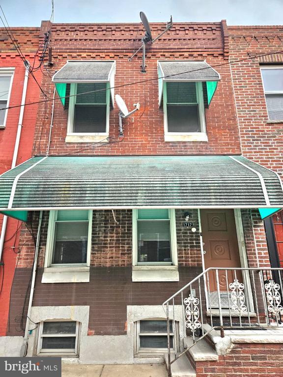 Building Photo - 1717 S Bancroft St