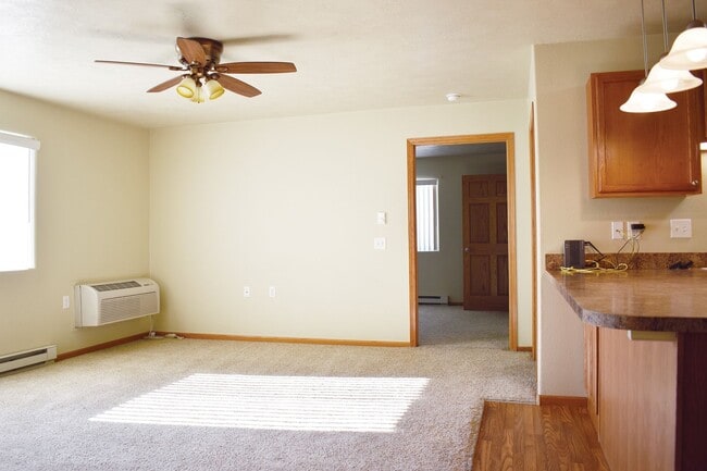 Interior Photo - Northdale 2820
